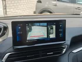 Peugeot 5008 (2022) thumbnail 24