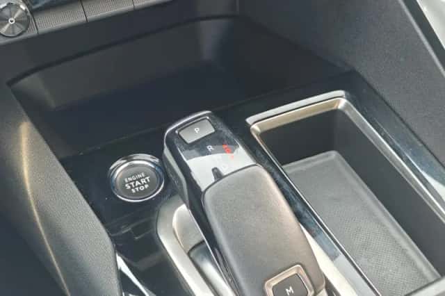 Peugeot 5008 (2022) thumbnail 34