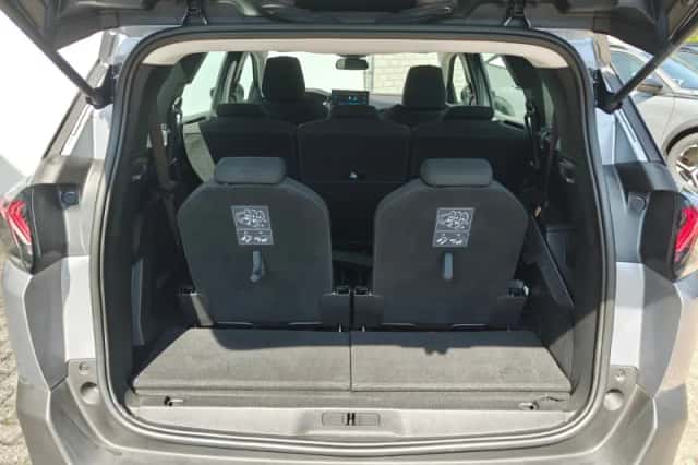 Peugeot 5008 (2022) thumbnail 35