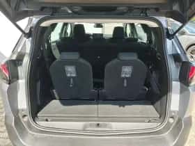 Peugeot 5008 (2022) thumbnail 35