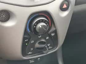 Peugeot 108 (2020) thumbnail 23