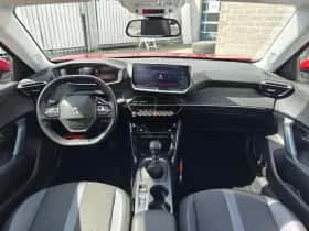 Peugeot 2008 (2020) thumbnail 17