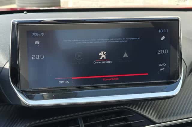 Peugeot 2008 (2020) thumbnail 23