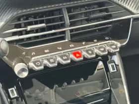Peugeot 2008 (2020) thumbnail 30