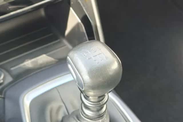 Peugeot 2008 (2020) thumbnail 31