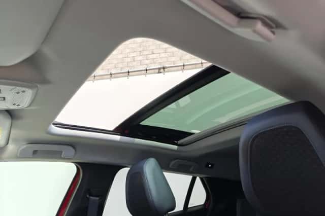 Peugeot 2008 (2020) thumbnail 33