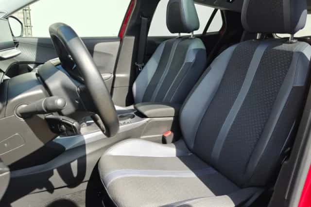 Peugeot 2008 (2020) thumbnail 5