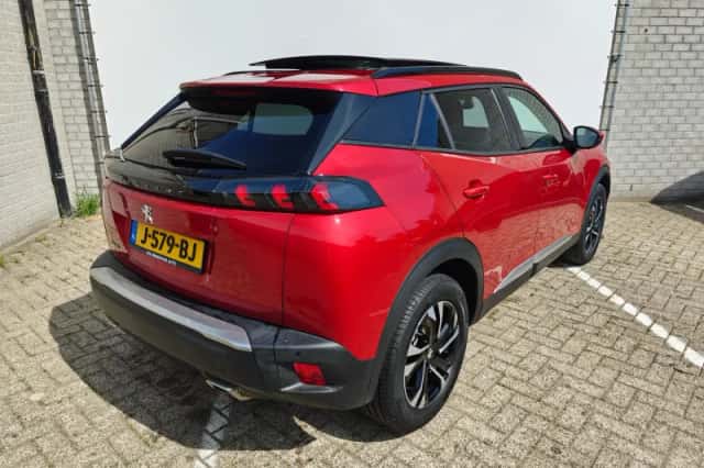 Peugeot 2008 (2020) thumbnail 9