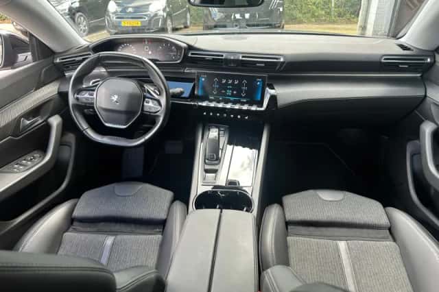 Peugeot 508 (2022) thumbnail 2