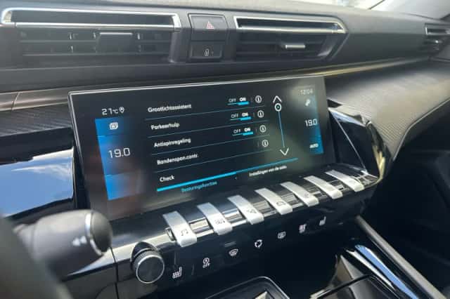 Peugeot 508 (2022) thumbnail 31