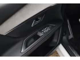 Peugeot 5008 (2024) thumbnail 15