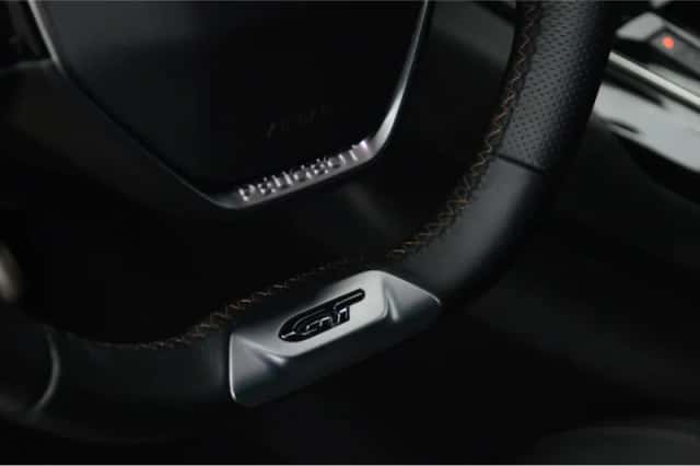 Peugeot 5008 (2024) thumbnail 17