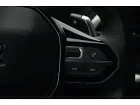 Peugeot 5008 (2024) thumbnail 23