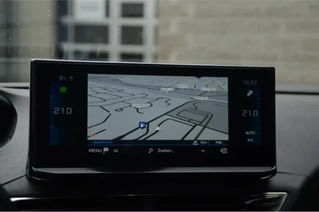 Peugeot 5008 (2024) thumbnail 26