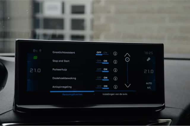 Peugeot 5008 (2024) thumbnail 27