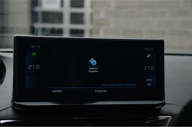 Peugeot 5008 (2024) thumbnail 28