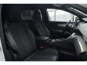 Peugeot 5008 (2024) thumbnail 4