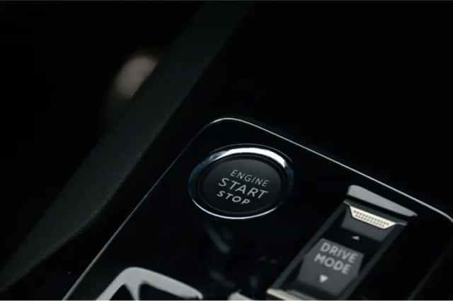 Peugeot 5008 (2024) thumbnail 7