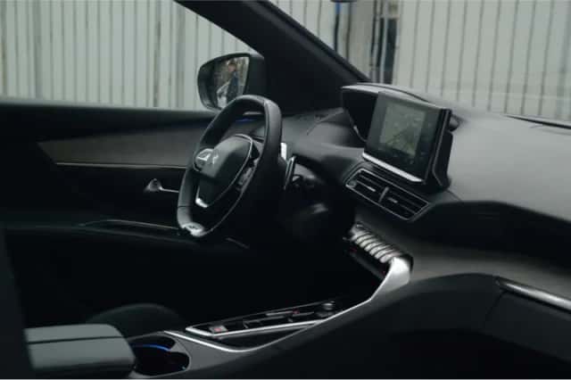Peugeot 5008 (2024) thumbnail 10