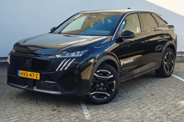 Peugeot 3008 (2025) thumbnail 1