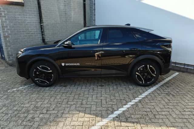 Peugeot 3008 (2025) thumbnail 2