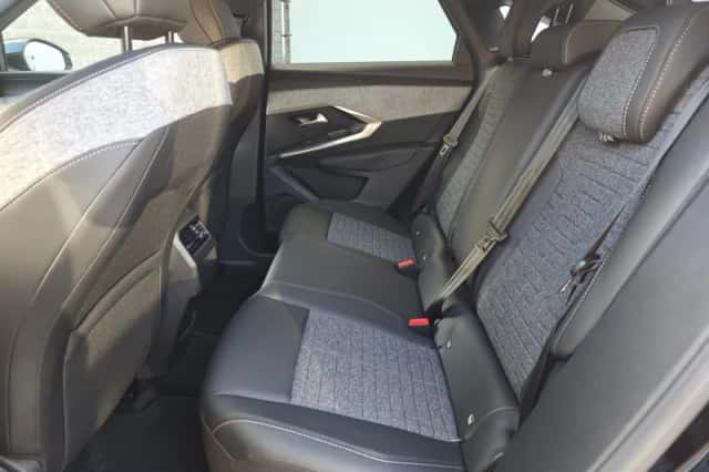 Peugeot 3008 (2025) thumbnail 12