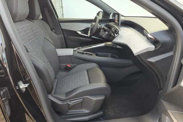 Peugeot 3008 (2025) thumbnail 13