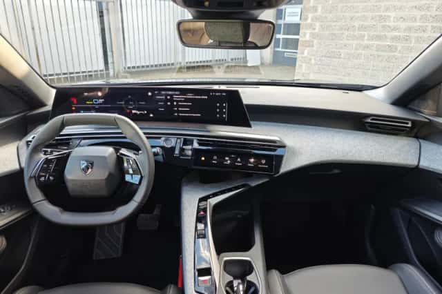 Peugeot 3008 (2025) thumbnail 14