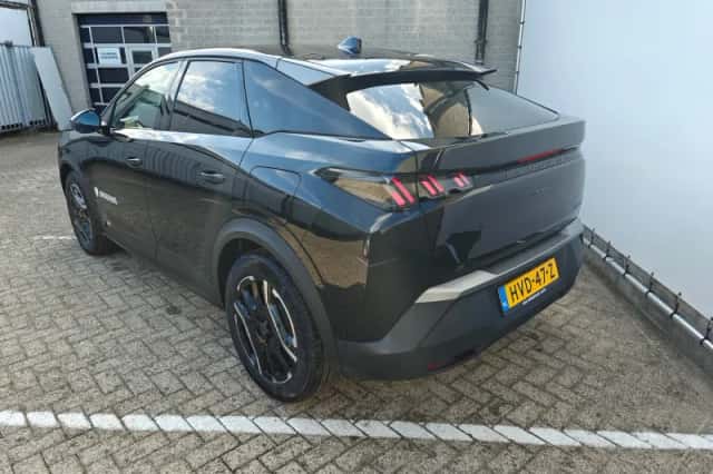 Peugeot 3008 (2025) thumbnail 3