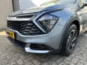 Kia Sportage (2023) thumbnail 2