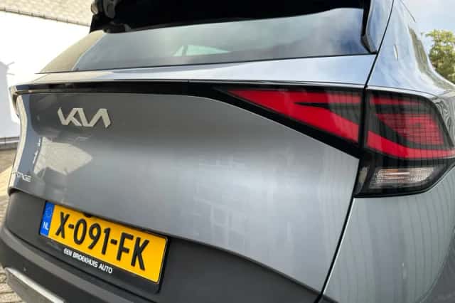 Kia Sportage (2023) thumbnail 11