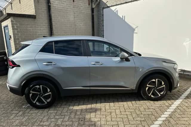 Kia Sportage (2023) thumbnail 13