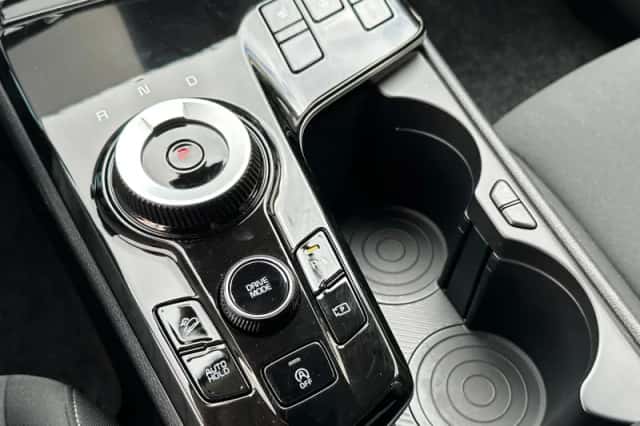 Kia Sportage (2023) thumbnail 29