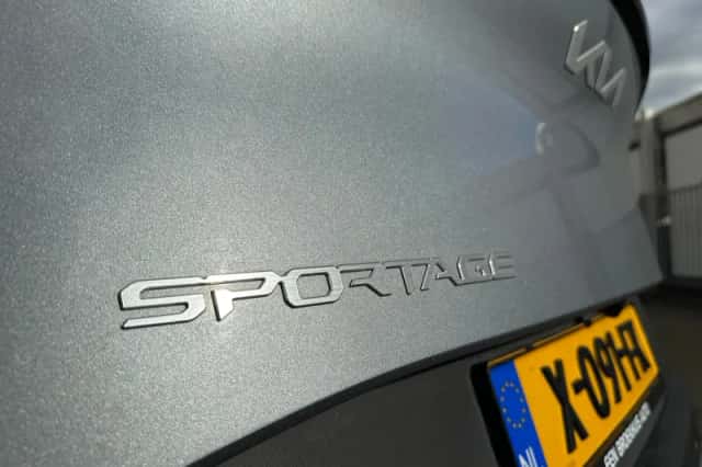 Kia Sportage (2023) thumbnail 10