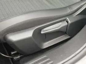 Peugeot 2008 (2022) thumbnail 12