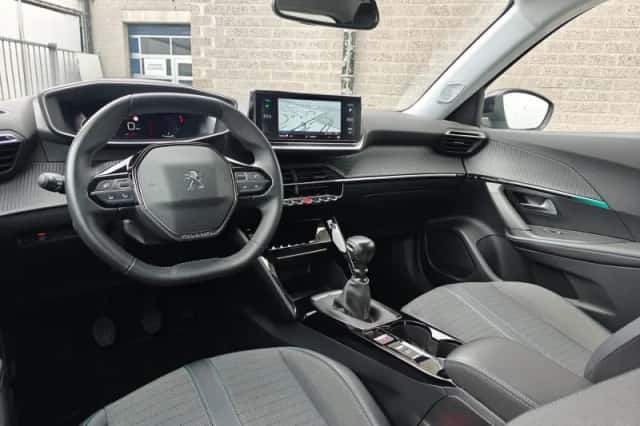 Peugeot 2008 (2022) thumbnail 15