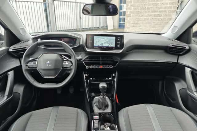 Peugeot 2008 (2022) thumbnail 16