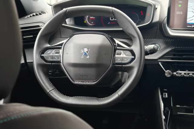 Peugeot 2008 (2022) thumbnail 17