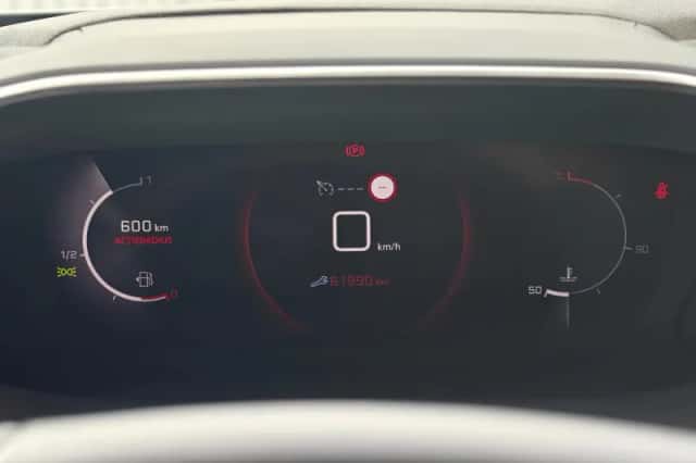 Peugeot 2008 (2022) thumbnail 18