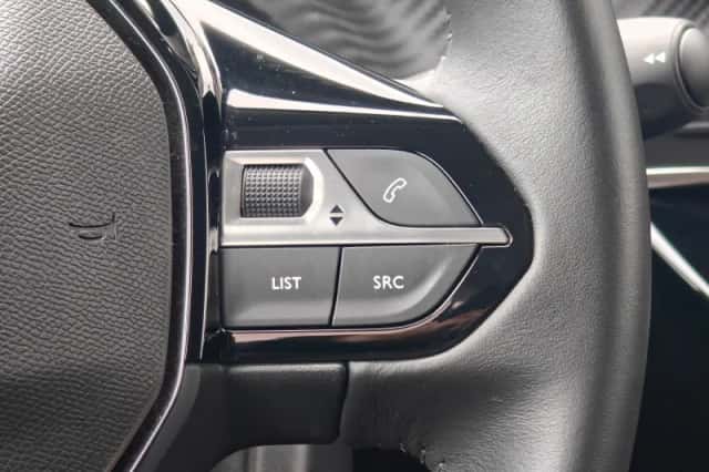 Peugeot 2008 (2022) thumbnail 21