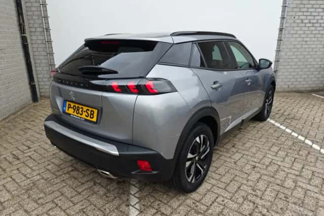 Peugeot 2008 (2022) thumbnail 9