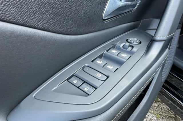 Peugeot 308 (2023) thumbnail 20