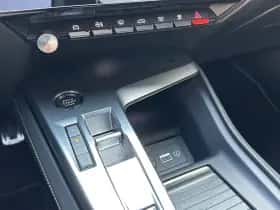 Peugeot 308 (2023) thumbnail 37