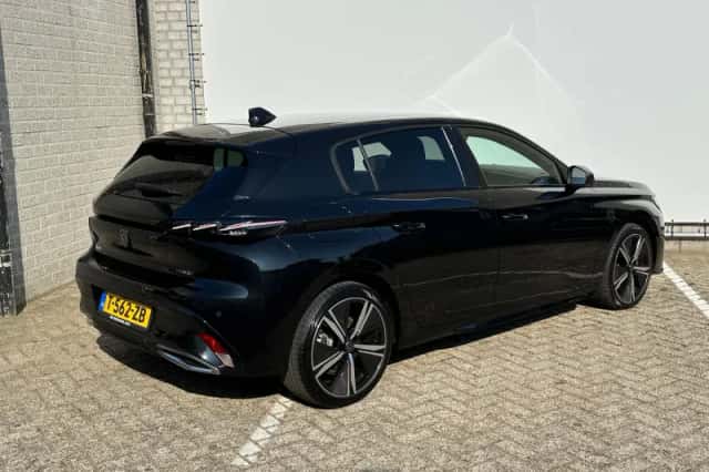 Peugeot 308 (2023) thumbnail 7