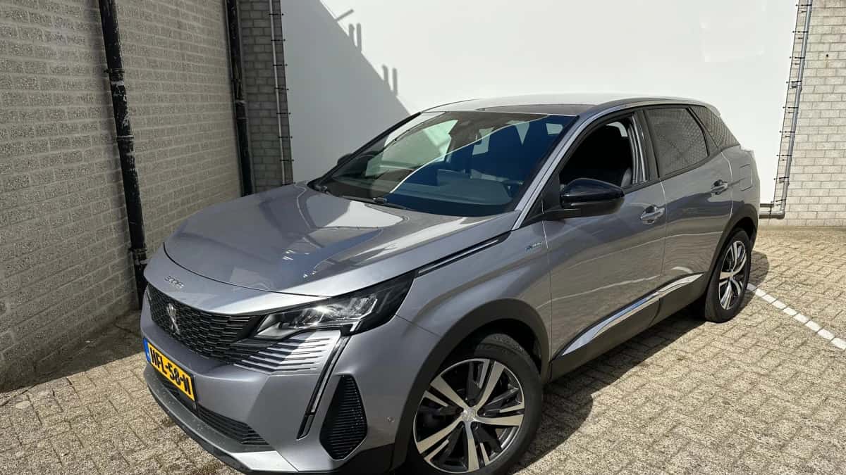 Peugeot 3008 (2023) — foto 1