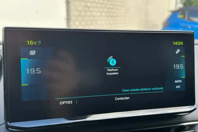 Peugeot 3008 (2023) thumbnail 22