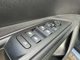 Peugeot 3008 (2023) thumbnail 26
