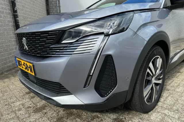 Peugeot 3008 (2023) thumbnail 29