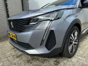 Peugeot 3008 (2023) thumbnail 29