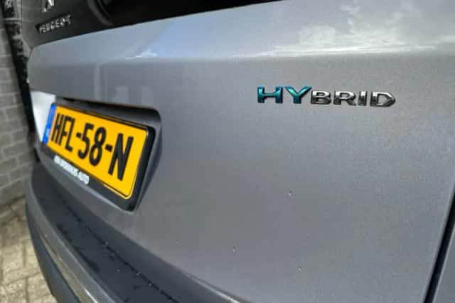 Peugeot 3008 (2023) thumbnail 34